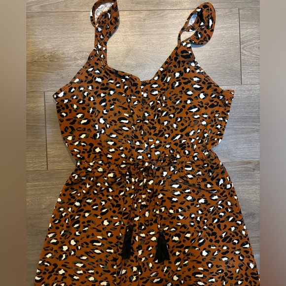 Black Tape Cheetah/ Leopard Print Maxi Dress Size Medium - Picture 3 of 5